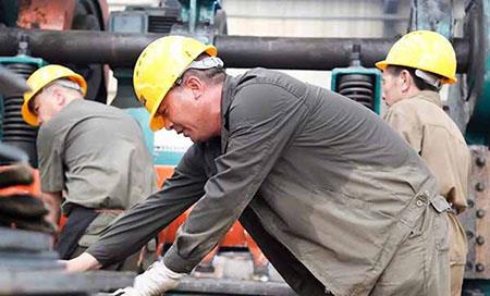 天井クレーン吊り上げ作業の安全要件 Safety Requirements for Overhead Crane Lifting Operation.jpg