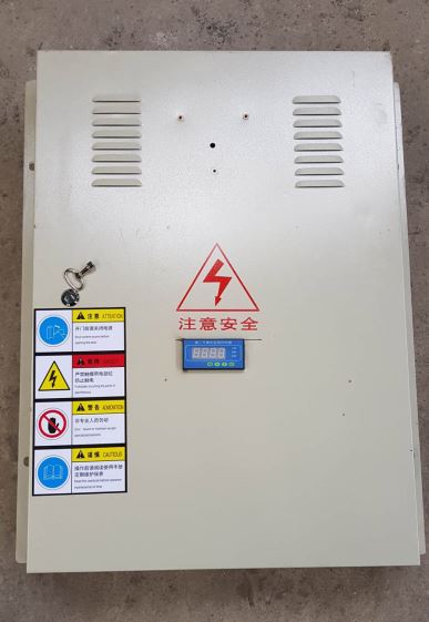 電気キャビネット